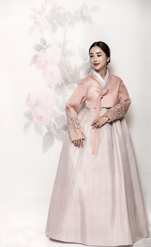 Ceremonial 20AW-혼주15